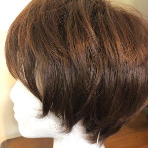 NWT! Flirty Easy Care Short Wig